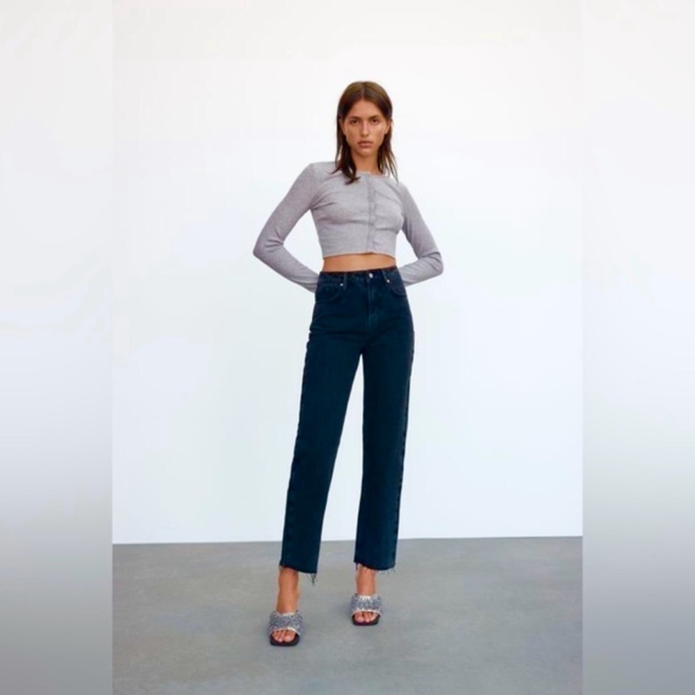 ZARA 90s High Rise Button Fly Straight Leg Jean Size 12 Like New! Y2K